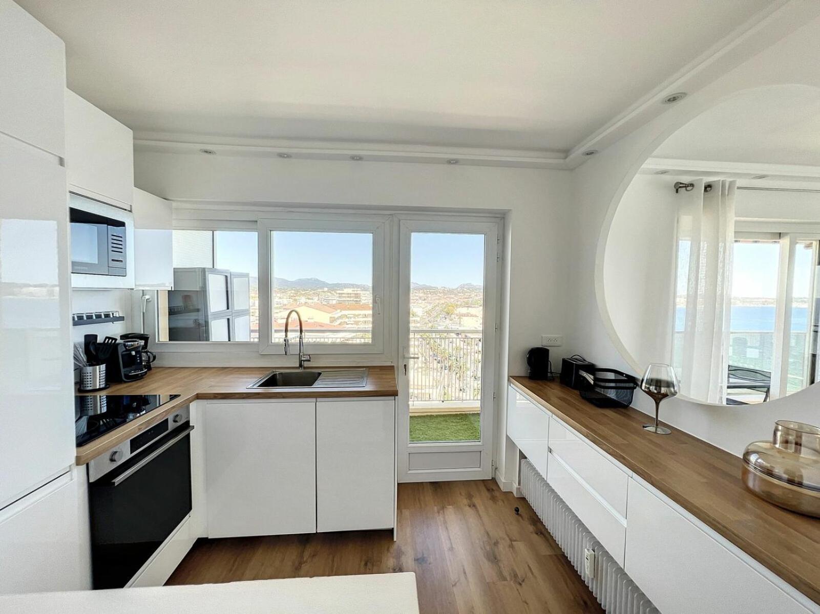 Frejus Plage - T2 -Vue Mer Feerique Экстерьер фото
